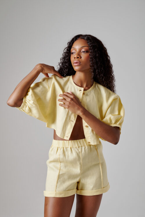 Short Volak Amarillo